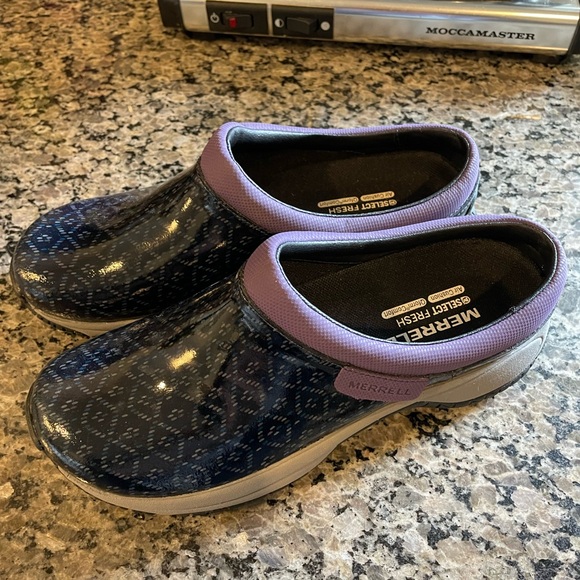 Merrell Shoes - MERRELL Women's Encore Slide Pro Shine Shoes, Size 7